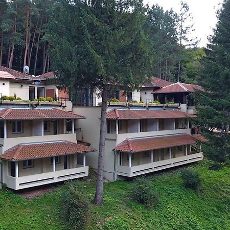 Restoran Sa Prenocistem Gornjak Krepoljin Екстер'єр фото