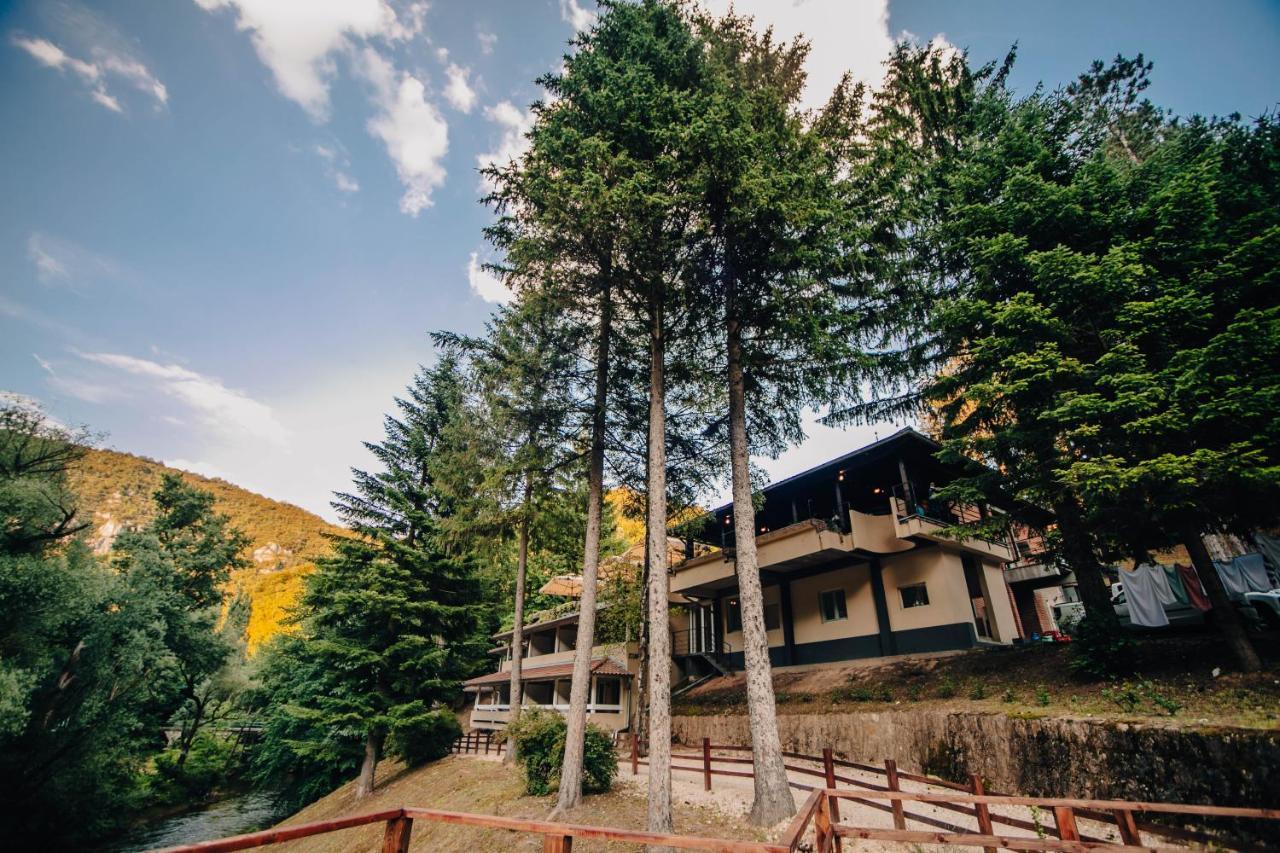 Restoran Sa Prenocistem Gornjak Krepoljin Екстер'єр фото
