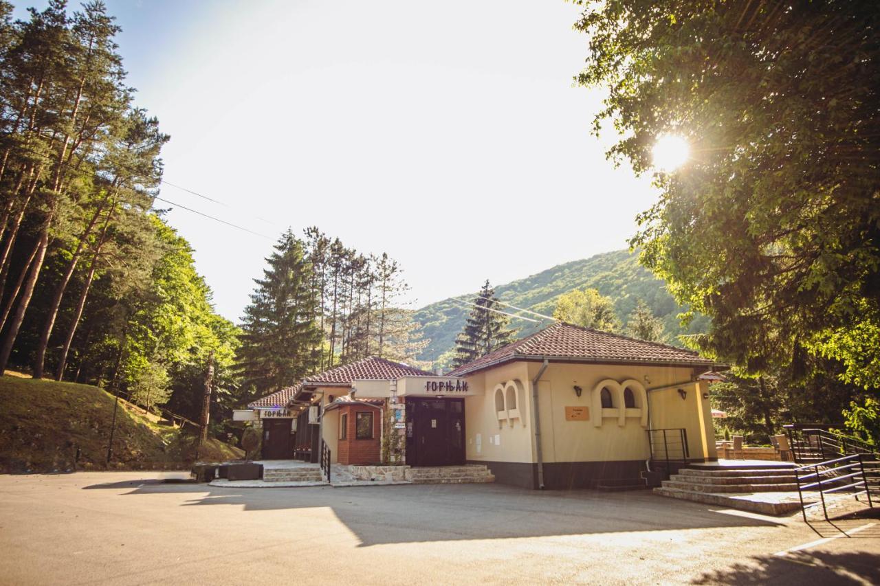 Restoran Sa Prenocistem Gornjak Krepoljin Екстер'єр фото